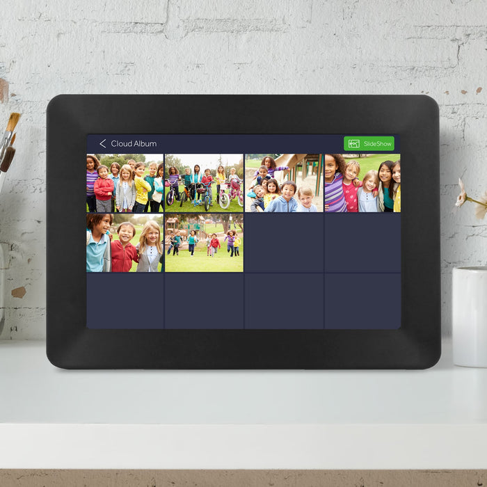 Aluratek 10 inch ips touchscreen wifi digital photo frame 8gb lifestyle