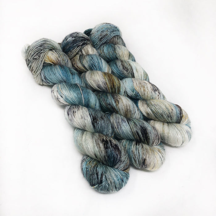 A Welcome Breeze - wholesale- 70/30 merino silk single ply