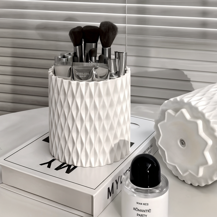 Aeris Home – Sculptural Makeup Organizer
