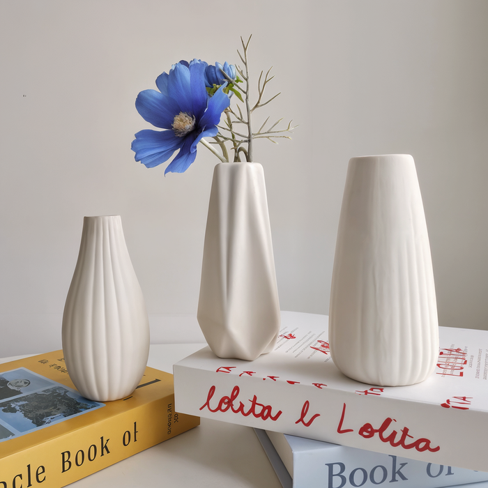 Aeris Home – Sculptural Vase Collection