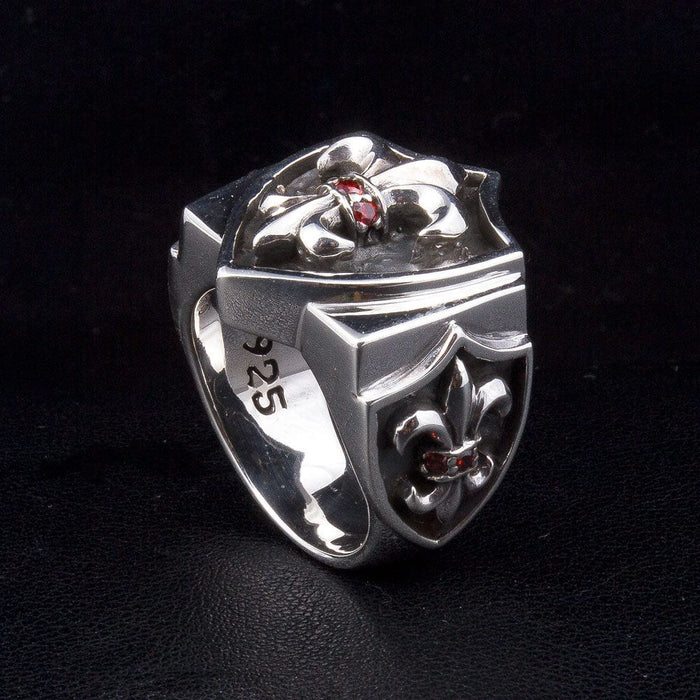 Handcrafted Fleur De Lis silver ring displaying 925 hallmark stamp