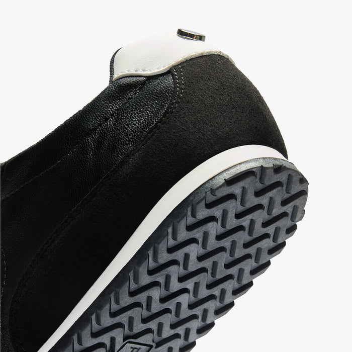 #farbe_midnight black #de