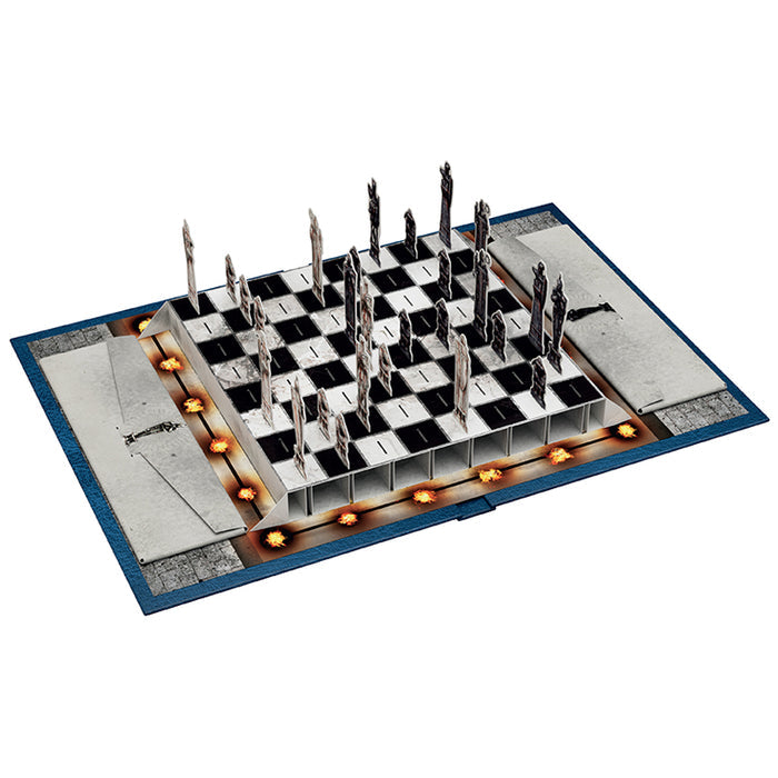 Harry Potter: The Pocket Pop-Up Wizard Chess Set
