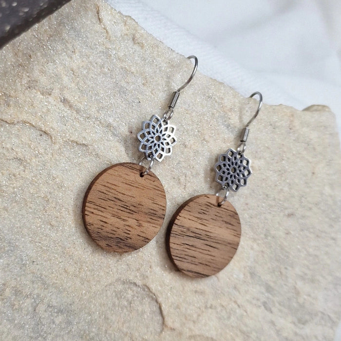 Lebensbaumschmuck Nuss
