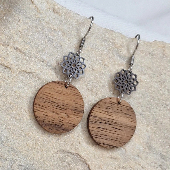 Lebensbaumschmuck Nuss