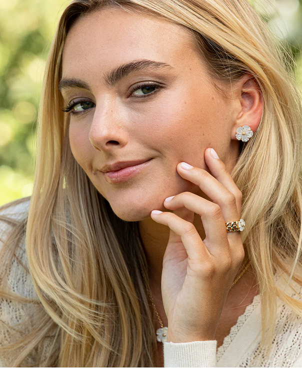 Mermaid Garden Petite Stud Earrings - MOP
