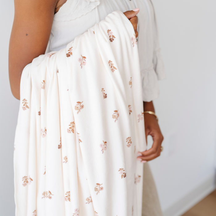 MINKY STRETCH LUXE XL SWADDLE/BLANKET