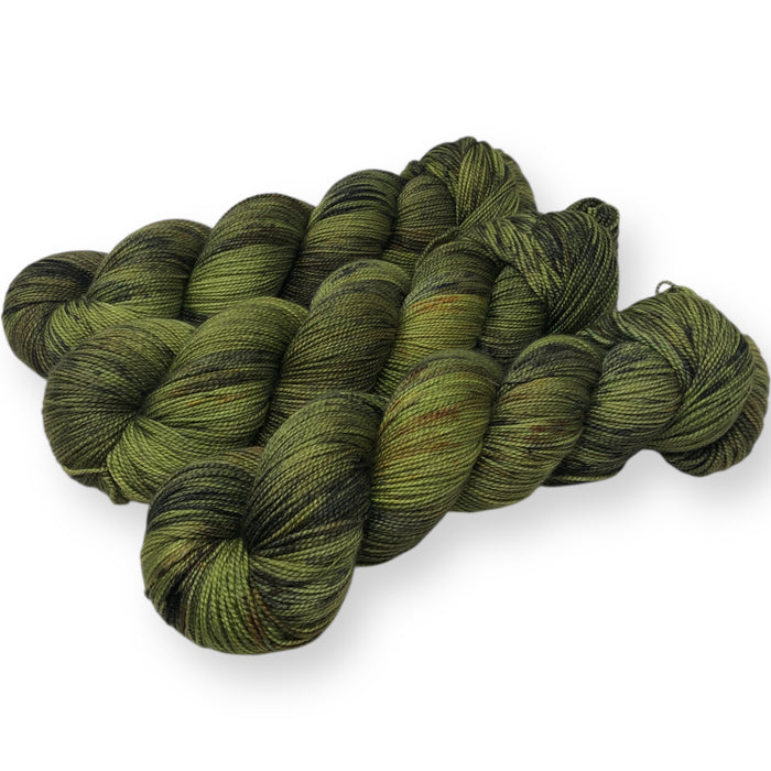 Mossy Beam - Shawl length skein - 600 yards