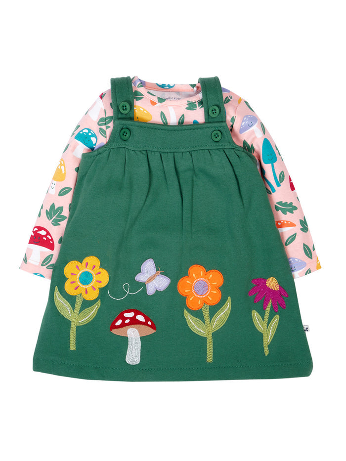 Pippa Pinafore Outfit