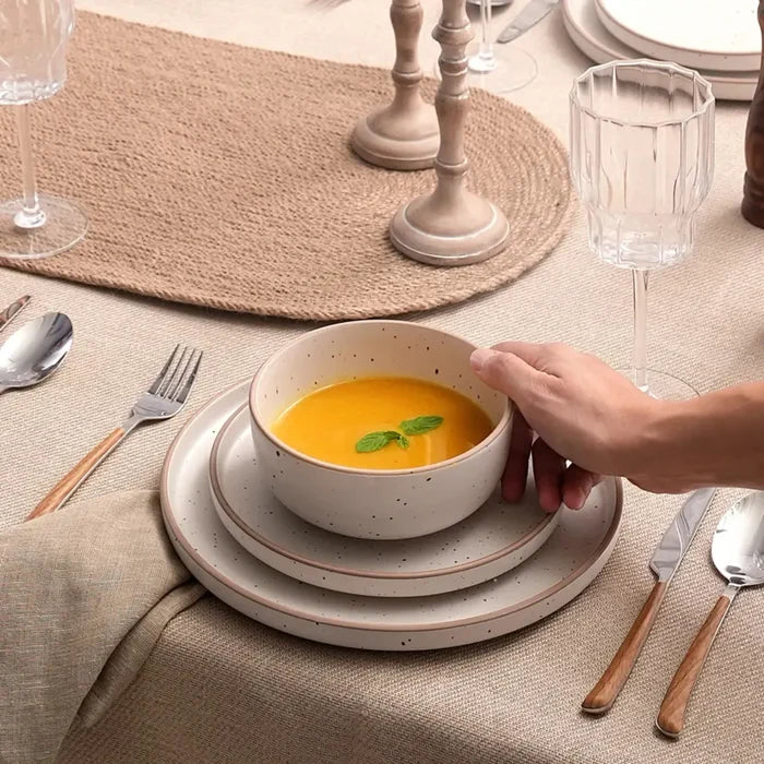 Service de table Karaca Chicago Dot pour 6 personnes, 18 pièces, Céramique