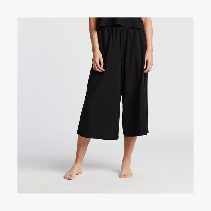 Black | Front view of Sevilla Pants in Black