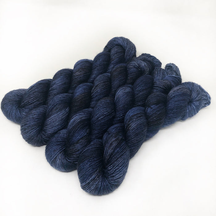 Wizard's Mischief - wholesale - 70/30 merino silk single ply