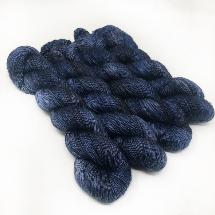 Wizard's Mischief - wholesale - 70/30 merino silk single ply