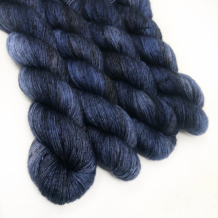 Wizard's Mischief - wholesale - 70/30 merino silk single ply